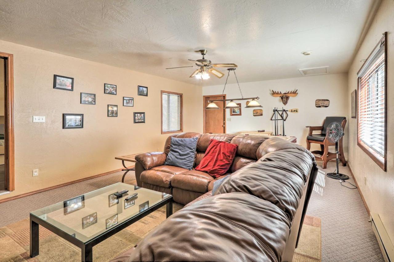 Munds Park Cabin With Fire Pit And Wraparound Porch! 외부 사진